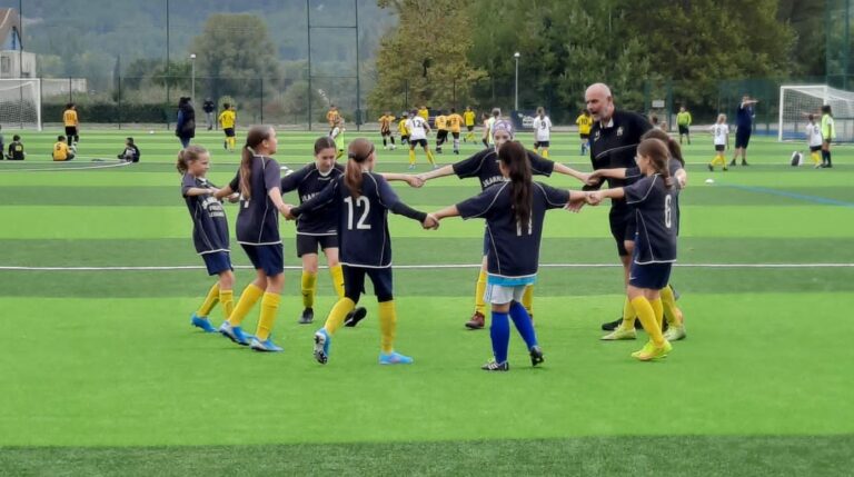 ￼Régis Garcin (U12F, U13F) : « Amener toutes les filles au même niveau »